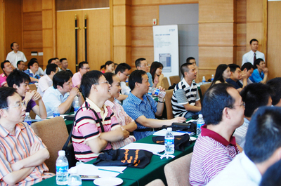 2010新時達新產(chǎn)品技術交流會-重慶站 - 新時達_電梯企業(yè)新聞_ - 電梯資訊 - 共利電梯網(wǎng)