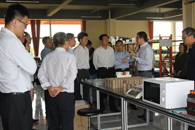 面對面的交流指導(dǎo)--河北省分析儀器技術(shù)學(xué)會專家組到訪海能