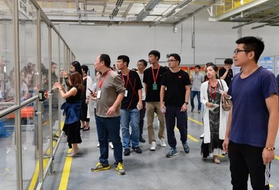 展現(xiàn)遼寧國企新風貌,主流媒體走進華晨集團